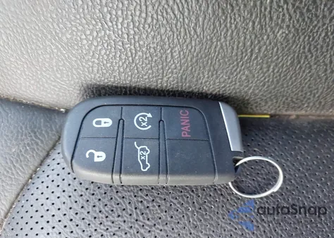 2022 Jeep Compass Limited 4X4 из США, поврежденный, VIN 3C4NJDCB9NT128366